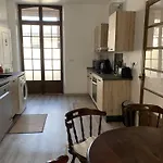 דירה Location Conviviale A Avec Parking Et Terrasse Privee - Fr-1-870-19