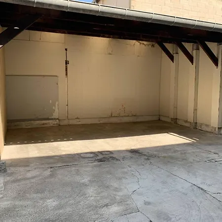 Apartment Location Conviviale A Avec Parking Et Terrasse Privee - Fr-1-870-19