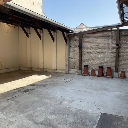 Appartamento Location Conviviale à Avec Parking Et Terrasse Privée - Fr-1-870-19