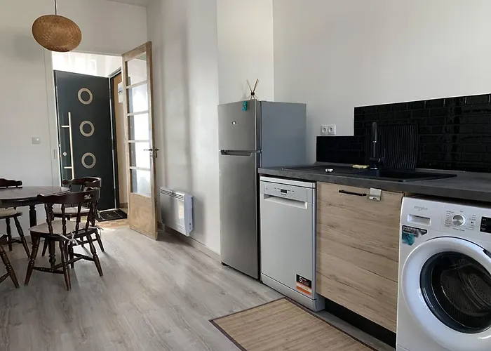 Location Conviviale A Avec Parking Et Terrasse Privee - Fr-1-870-19 Lägenhet
