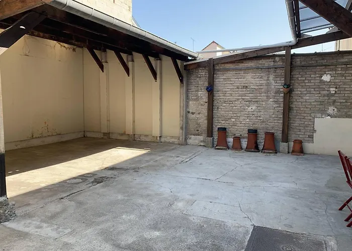 Lägenhet Location Conviviale A Avec Parking Et Terrasse Privee - Fr-1-870-19